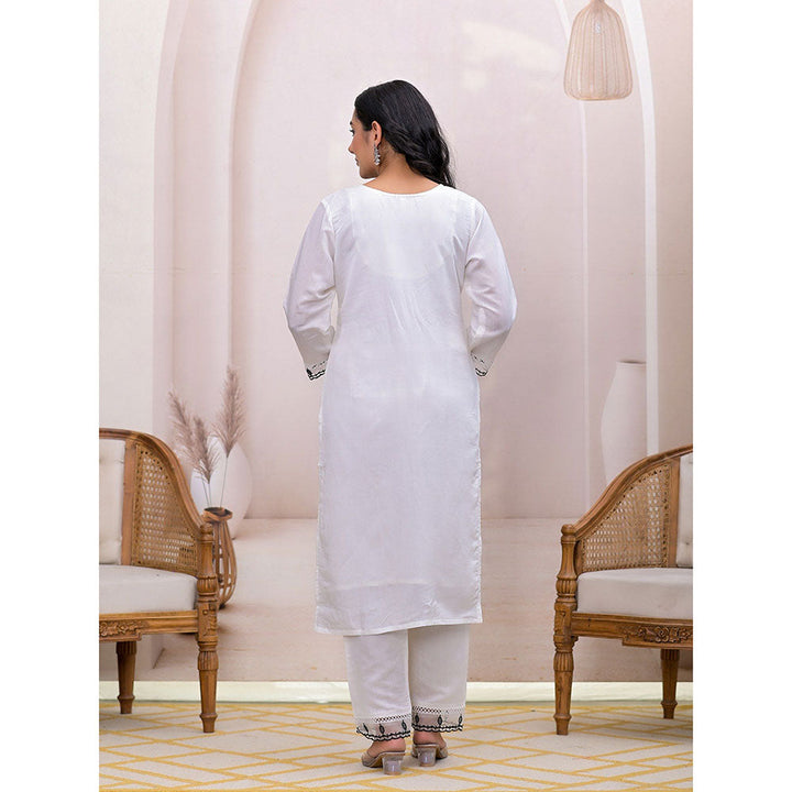 Yufta White Embroidered Silk Blend Straight Kurta With Pant & Dupatta (Set of 3)