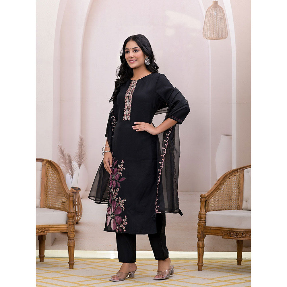 Yufta Black Embroidered Silk Blend Straight Kurta With Pant & Dupatta (Set of 3)