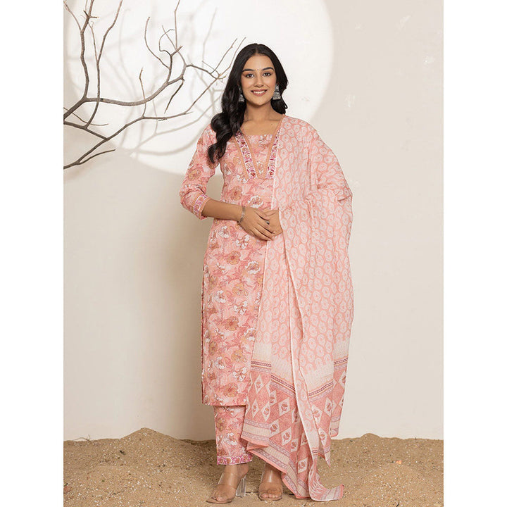 Yufta Peach Floral Print Cotton Straight Kurta With Pant & Dupatta (Set of 3)