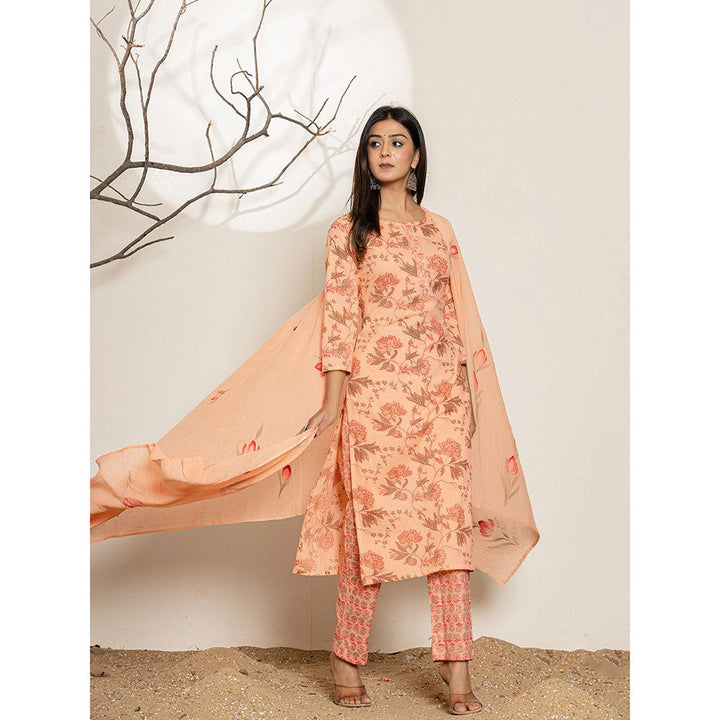 Yufta Peach Cotton Floral Print Kurta With Pant & Dupatta (Set of 3)