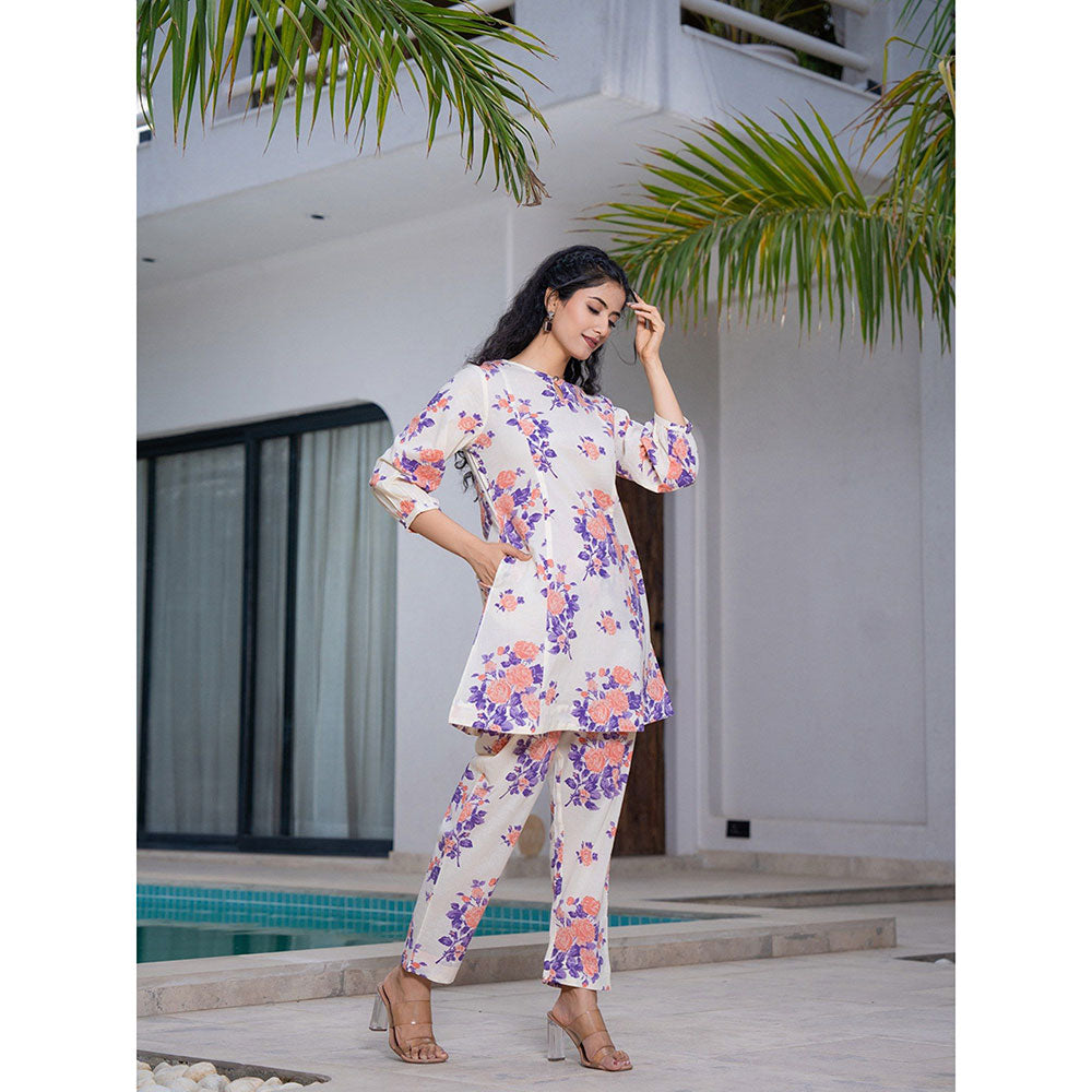 Yufta Off White Printed Print Co-Ord (Set of 2)