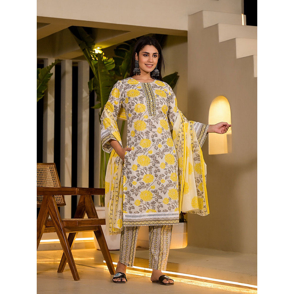 Yufta Yellow Pure Cotton Floral Print Kurta with Pant & Dupatta (Set of 3)