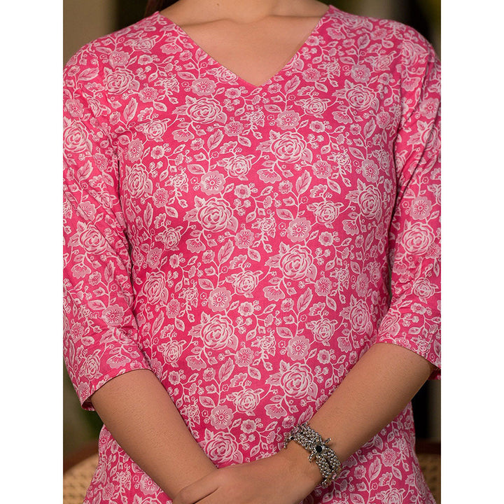 Yufta Pink Pure Cotton Floral Print Straight Kurta with Pant & Dupatta (Set of 3)