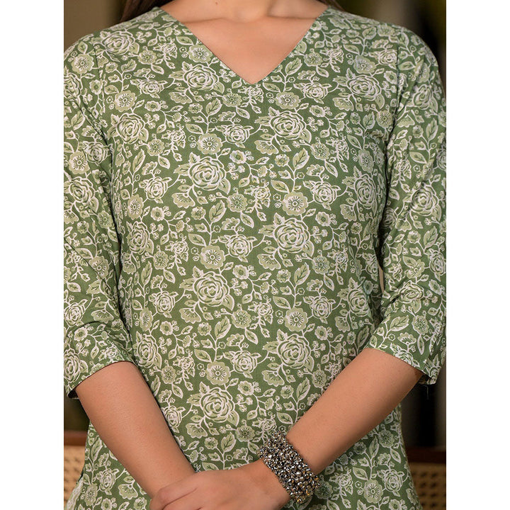 Yufta Green Pure Cotton Floral Print Straight Kurta with Pant & Dupatta (Set of 3)