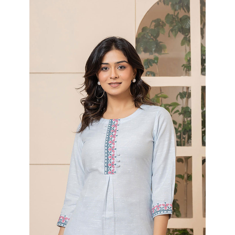 Yufta Women Blue Embroidered Linen Straight Fit Kurta