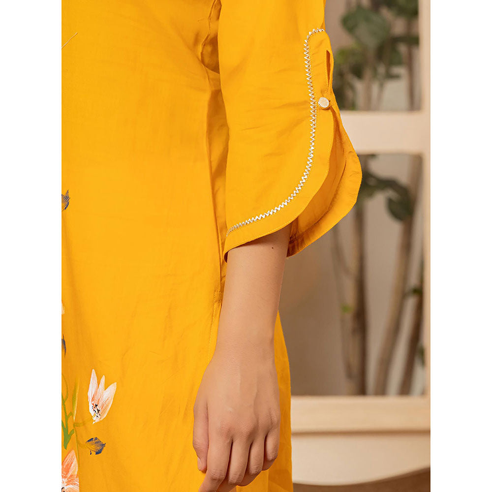 Yufta Women Mustard Floral Cotton Straight Fit Kurta