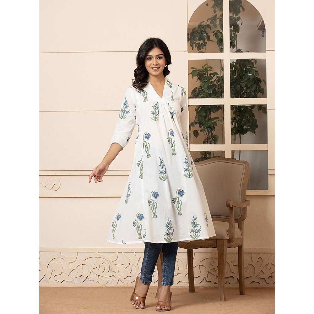 Yufta Women Blue Floral Printed Cotton A-Line Kurta