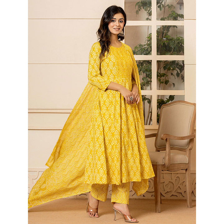 Yufta Yellow Embroidered Anarkali Kurta Trousers with Dupatta (Set of 3)