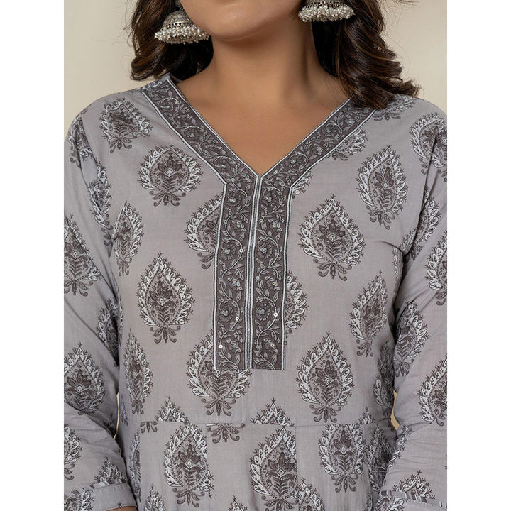 Yufta Grey Cotton Ethnic Motifs Anarkali Kurta and Pants with Dupatta (Set of 3)