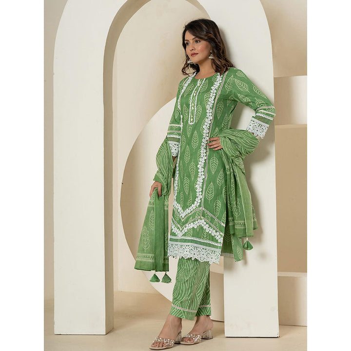 Yufta Green Straight Kurta and Pants with Dupatta (Set of 3)