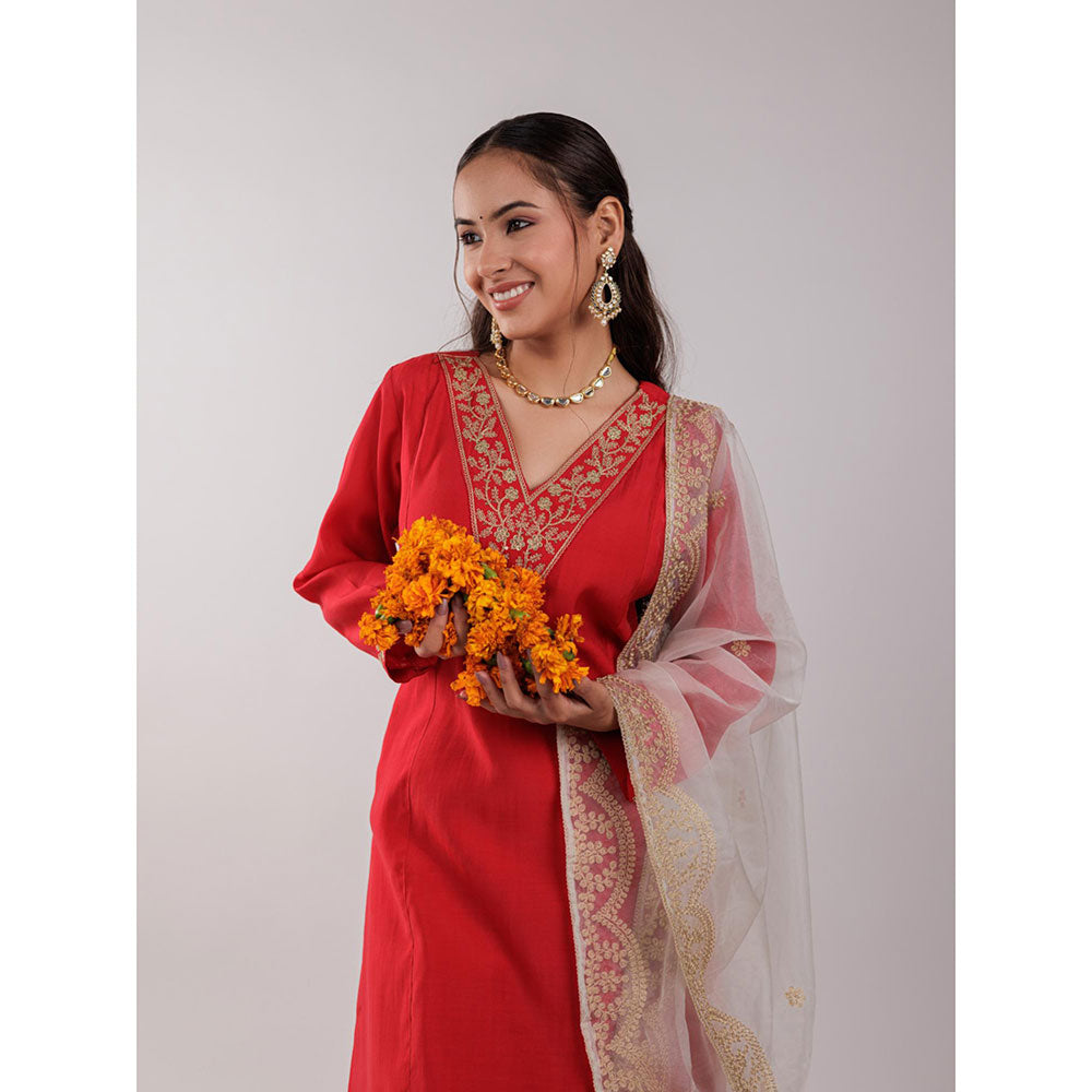 Yufta Red Silk Embroidered Kurta and Pants with Dupatta (Set of 3)