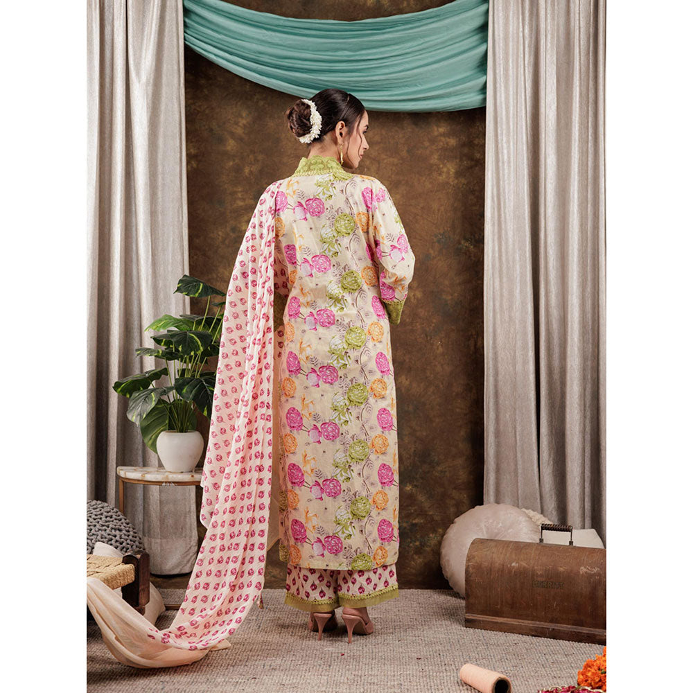 Yufta Floral Print Kurta and Pants with Dupatta (Set of 3)