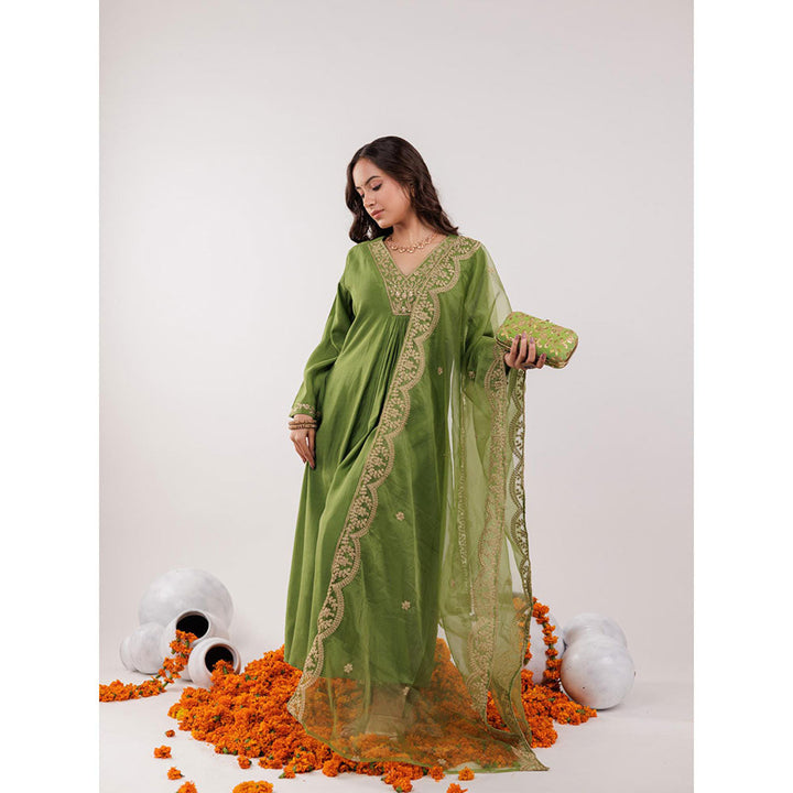 Yufta Green Silk Embroidered Kurta and Pants with Dupatta (Set of 3)