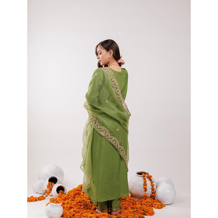 Yufta Green Silk Embroidered Kurta and Pants with Dupatta (Set of 3)