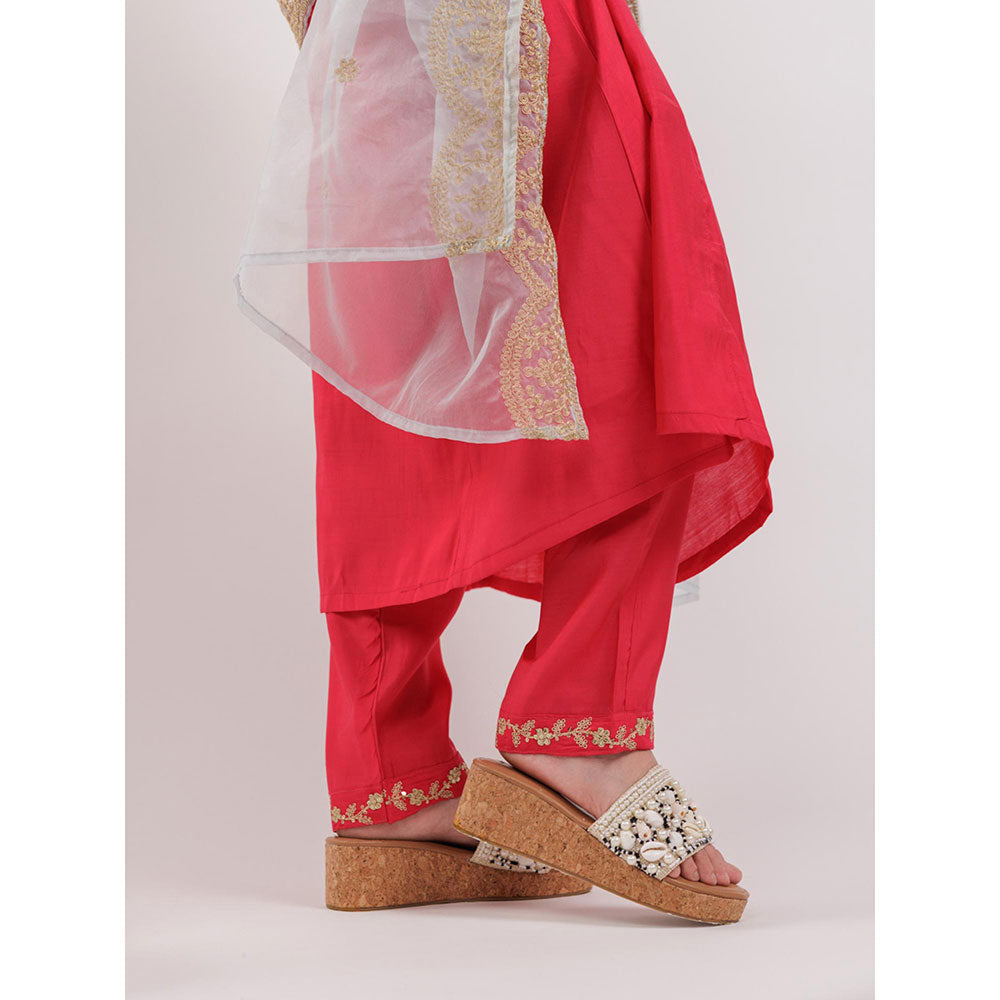 Yufta Fuchsia Silk Embroidered Kurta and Pants with Dupatta (Set of 3)