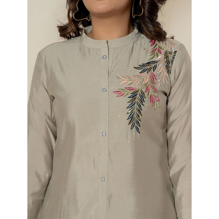 Yufta Grey Embroidered Kurta and Pant (Set of 2)