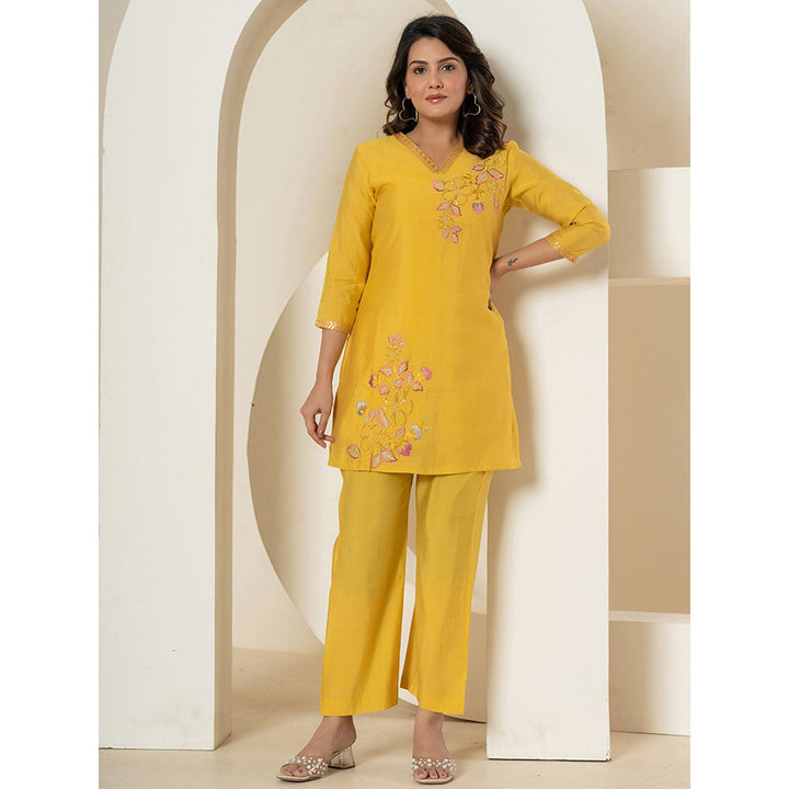 Yufta Yellow Floral Embroidered Kurta and Pant (Set of 2)