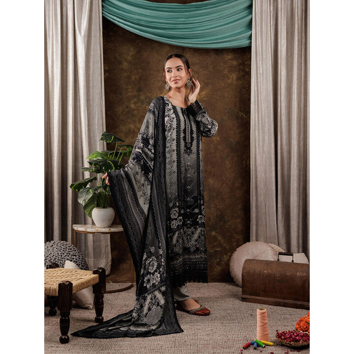 Yufta Grey Hand Embroidery Silk Straight Kurta and Pant with Dupatta (Set of 3)