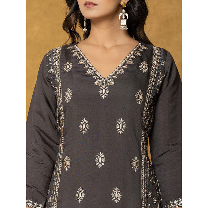 Yufta Grey Silk Kurta with Dupatta and Pant (Set of 3)