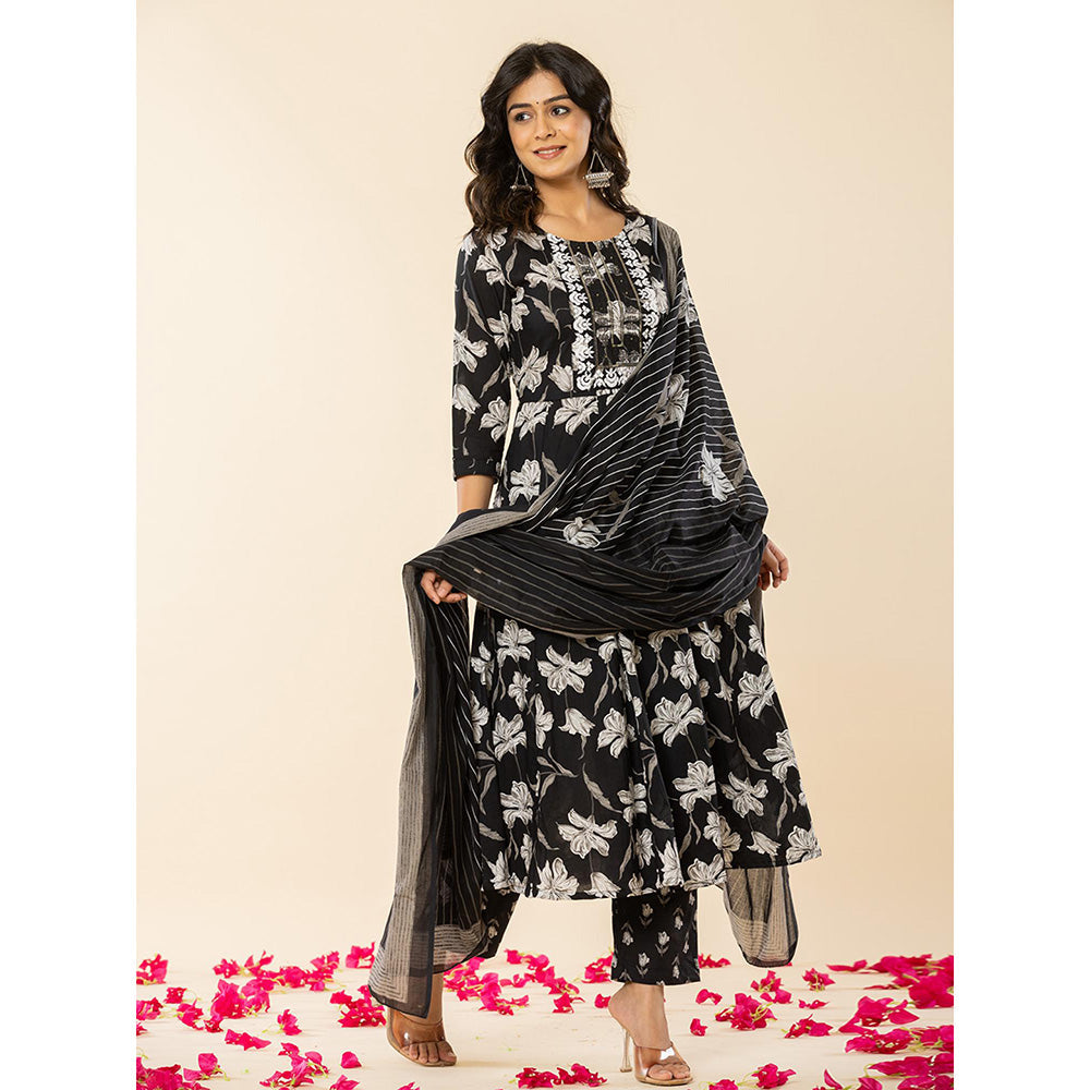 Yufta Black Cotton Sequins_Work Anarkali Kurta Dupatta Pant (Set of 3)