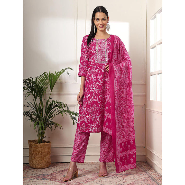 Yufta Pink Pure Cotton Floral Print Embroidered Kurta with Pant & Dupatta (Set of 3)