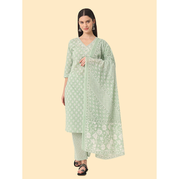 Yufta Green Embellished Kurta and Trouser with Dupatta (Set of 3)