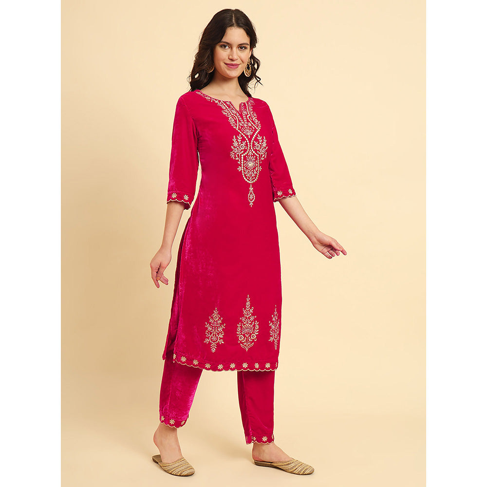 Yufta Pink Embroidered Kurta and Trouser with Dupatta (Set of 3)