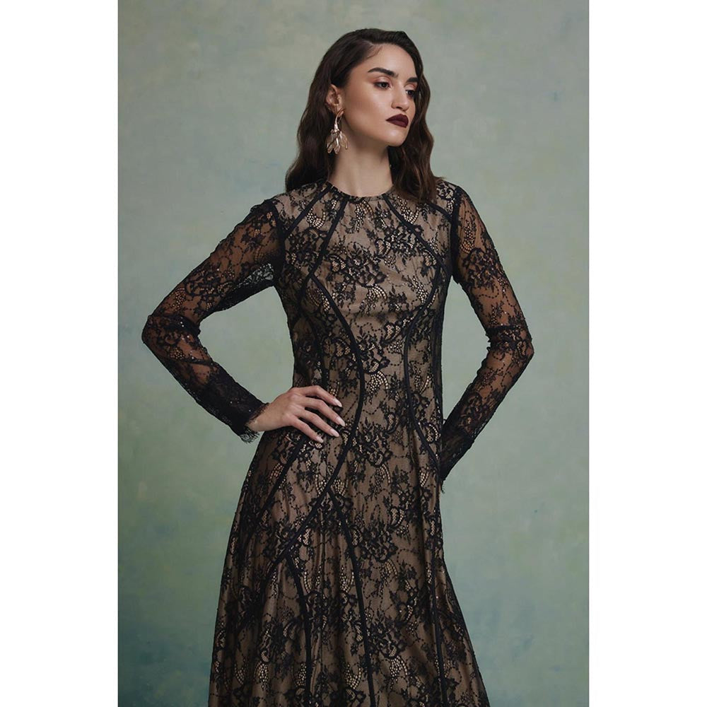 ZABELLA Black Empress Lace Gown