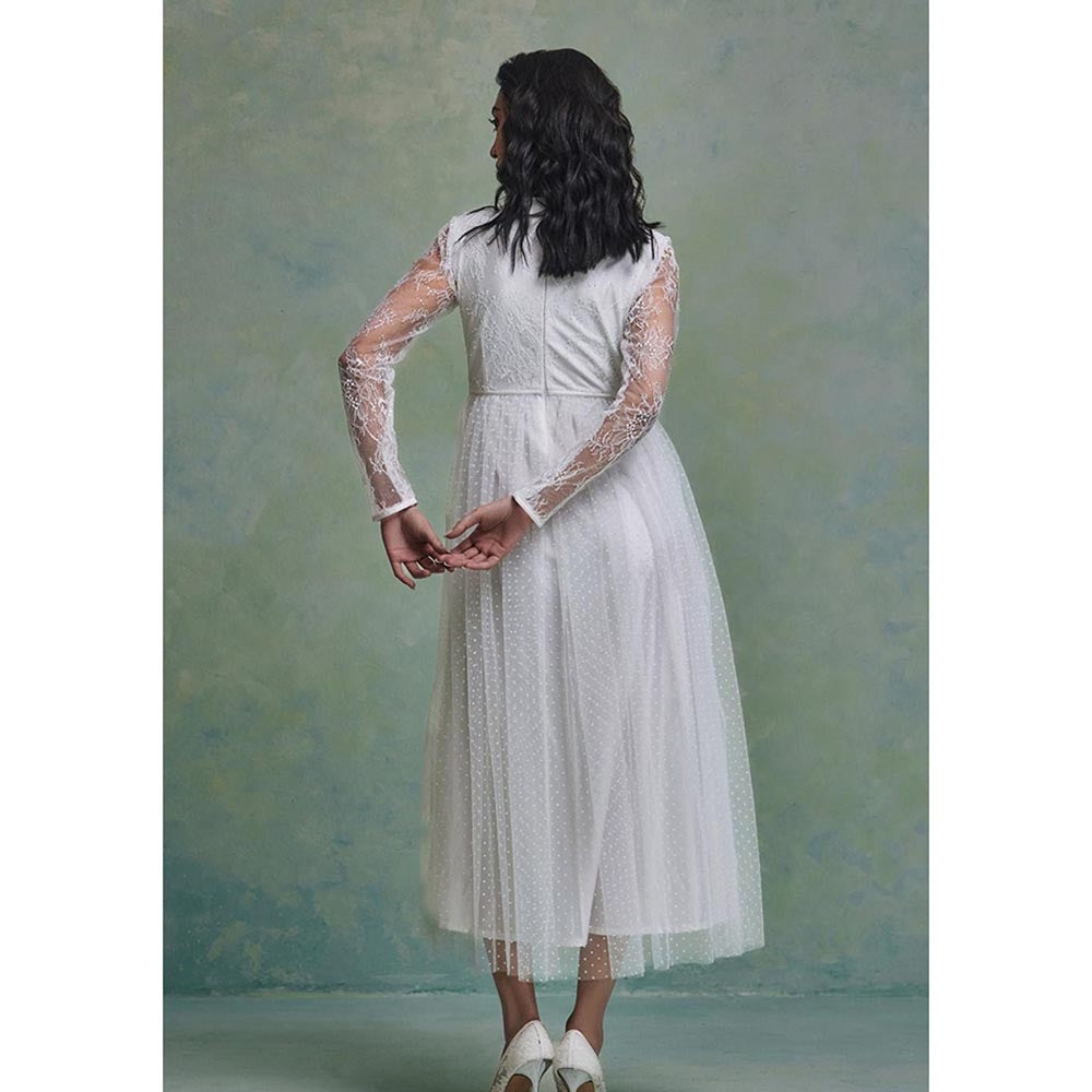 ZABELLA White Oasis Midi with Scarf