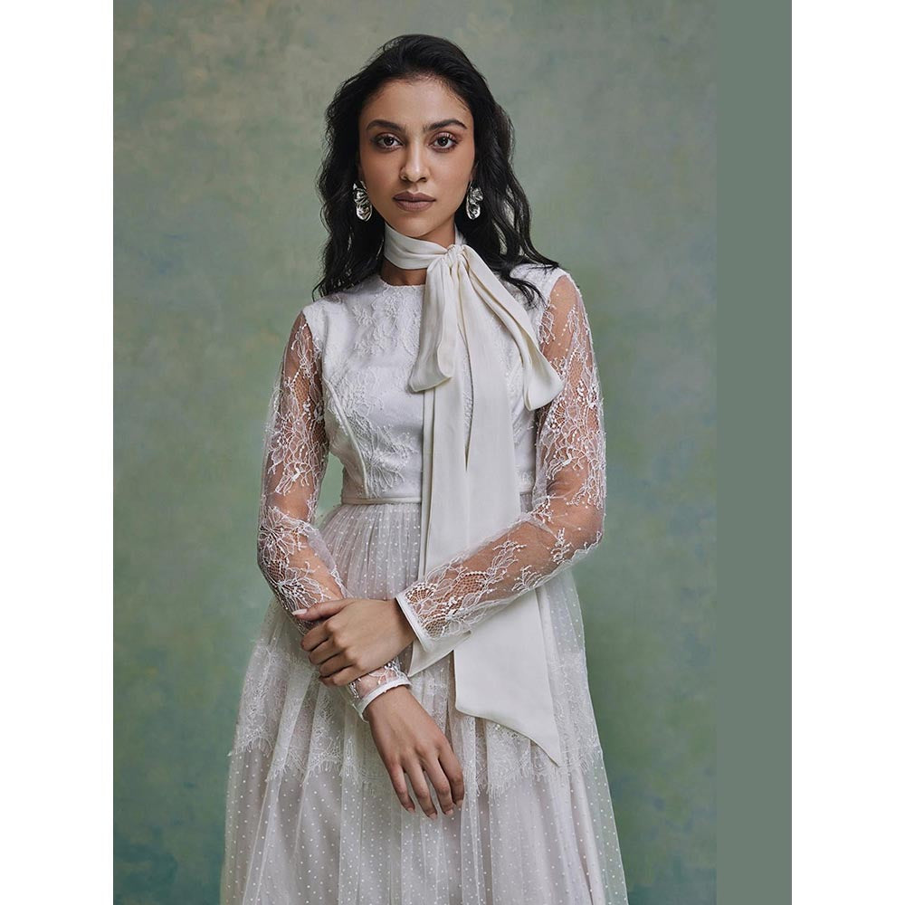 ZABELLA White Oasis Midi with Scarf