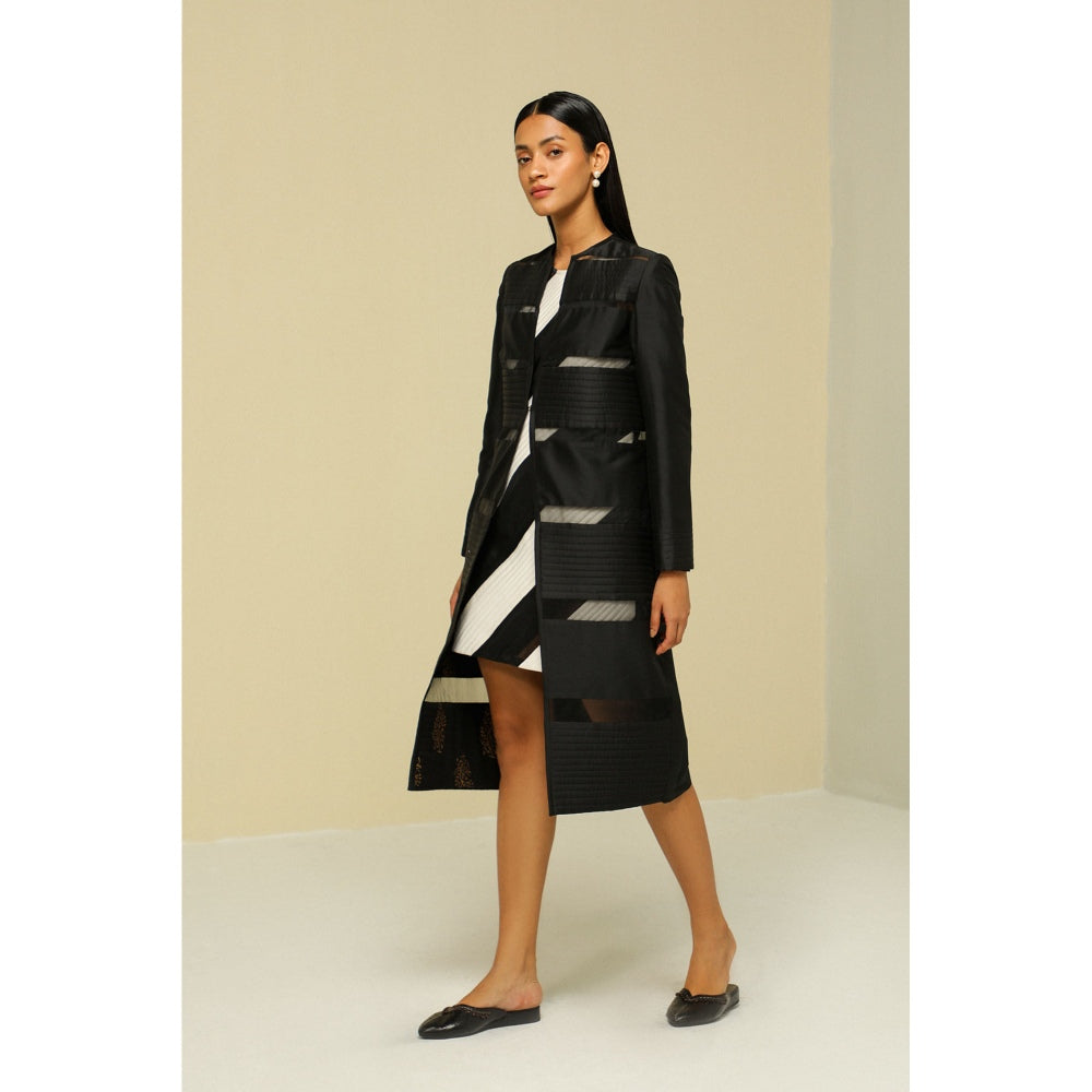 Zaitra Black Stripe Light Weight Reversible Long Jacket