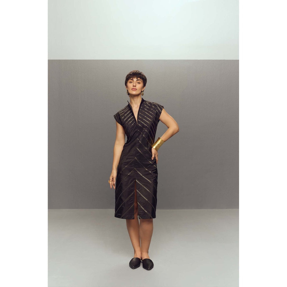 Zaitra Black Ripple Dress