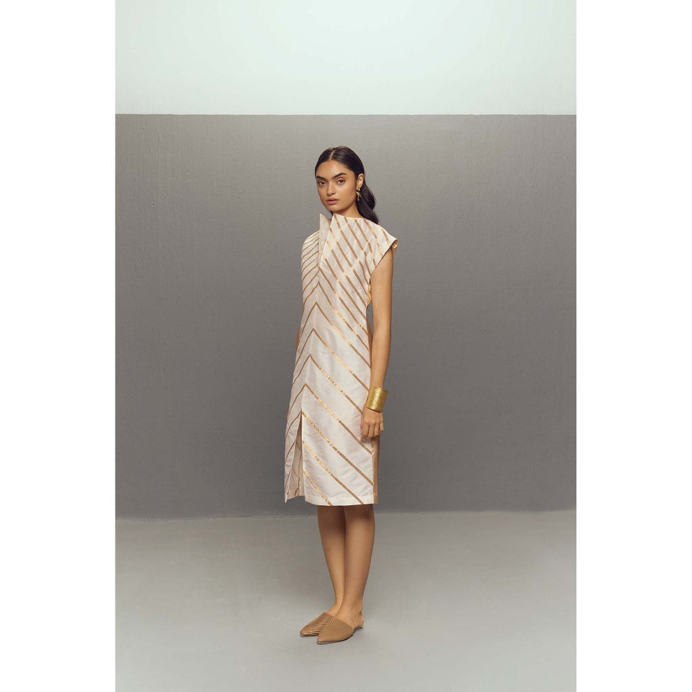 Zaitra White Ripple Dress