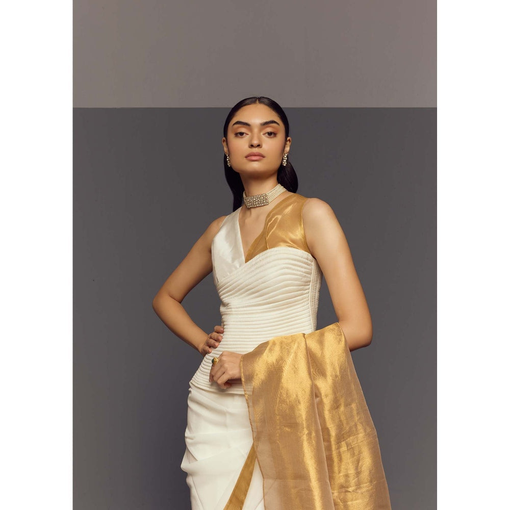 Zaitra Ripple White Quilted Corset Top