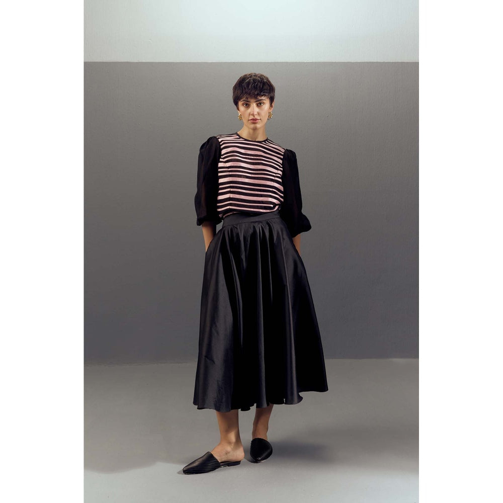 Zaitra Black Ripple Top