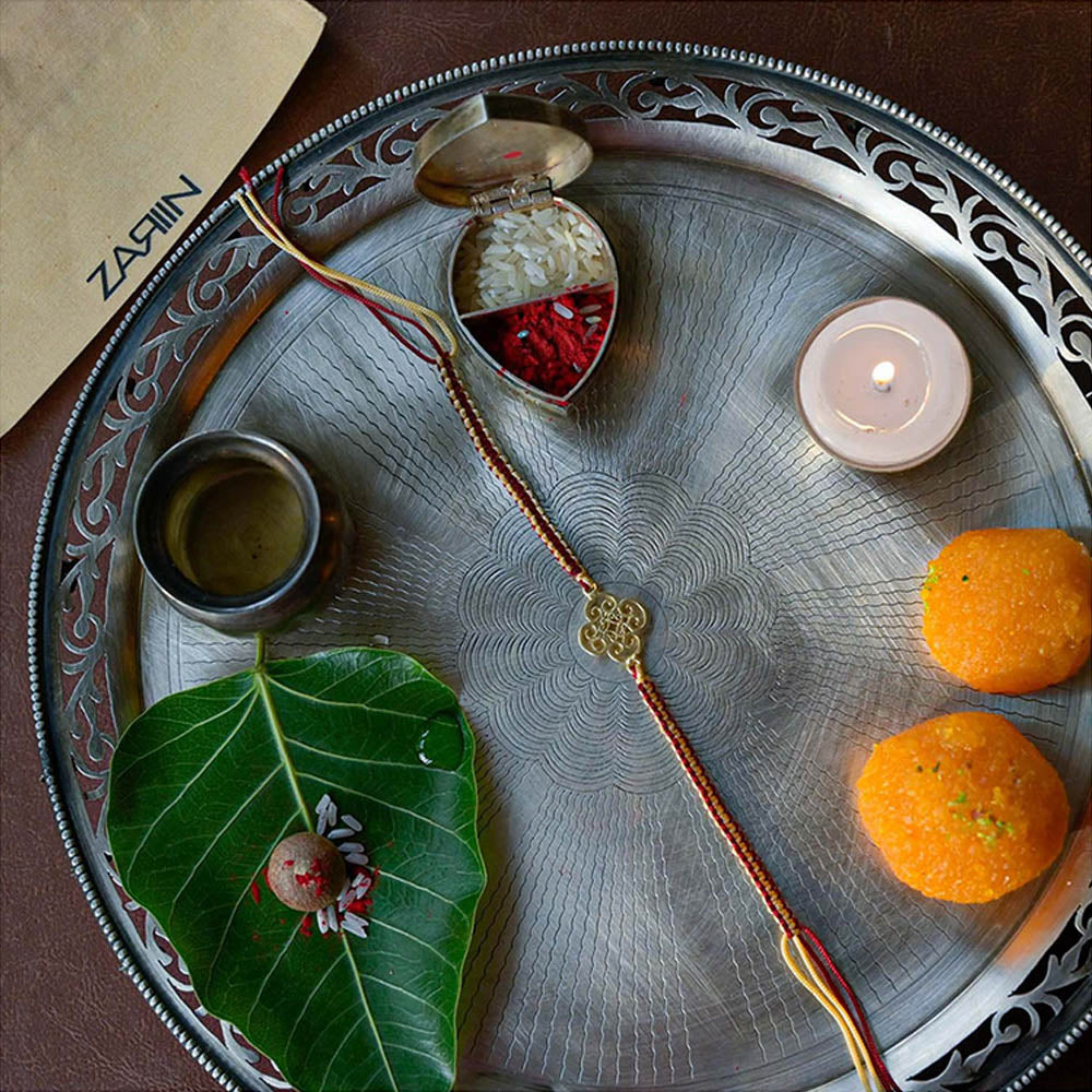 ZARIIN Threads of Love Rakhi
