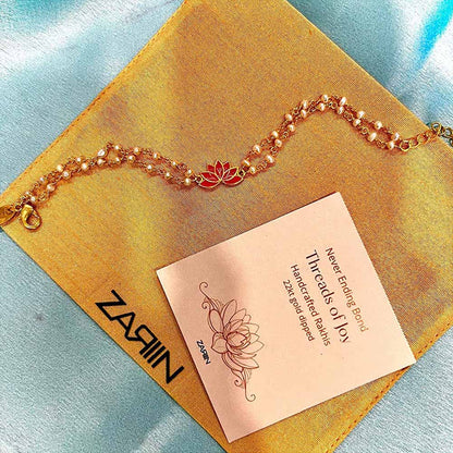 ZARIIN Lotus Aura Pearl Lumba Bracelet