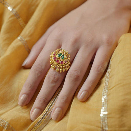 ZARIIN Noor-E-Chaand Statement Ring