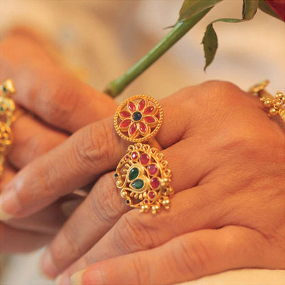 ZARIIN Noor-E-Chaand Statement Ring