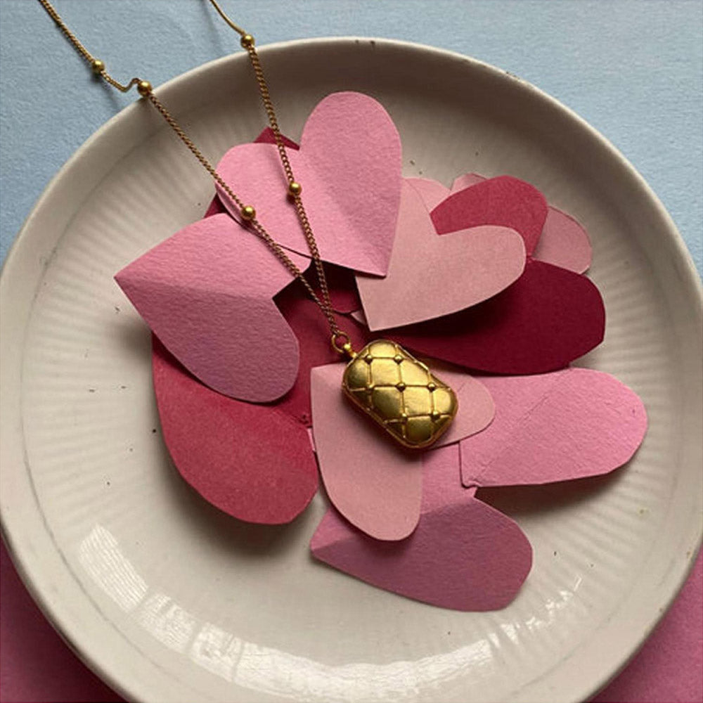 ZARIIN Feels Like Love Photo Pendant Necklace