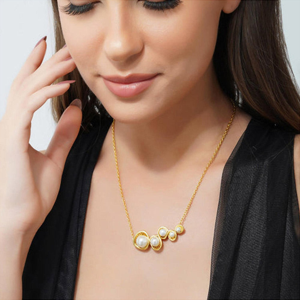 ZARIIN Power Pearl Pendant Necklace