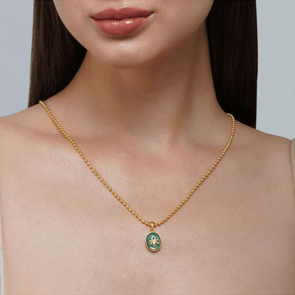 ZARIIN In Her Footsteps Green Onyx Pendant Necklace