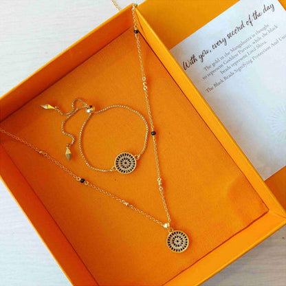 ZARIIN Wrapped In Love Mangalsutra Giftbox