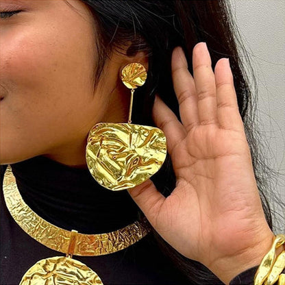 ZARIIN Bold N Sassy Statement Earrings