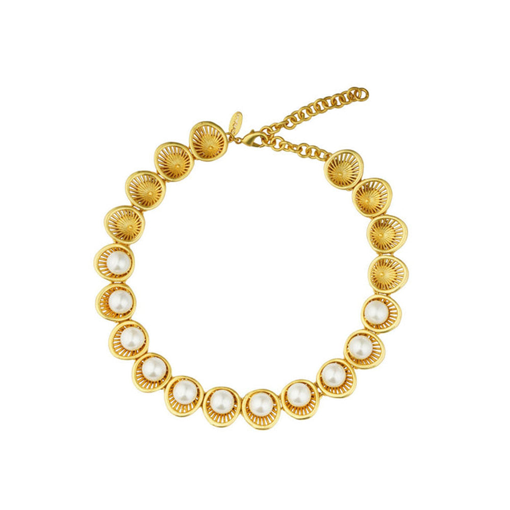 ZARIIN Power Pearls Necklace And Studs Set