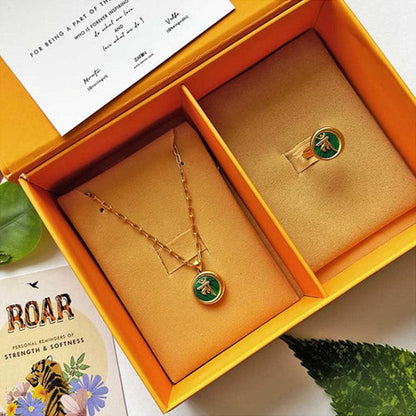 ZARIIN Ma Mothers Necklace And Ring With Malachite