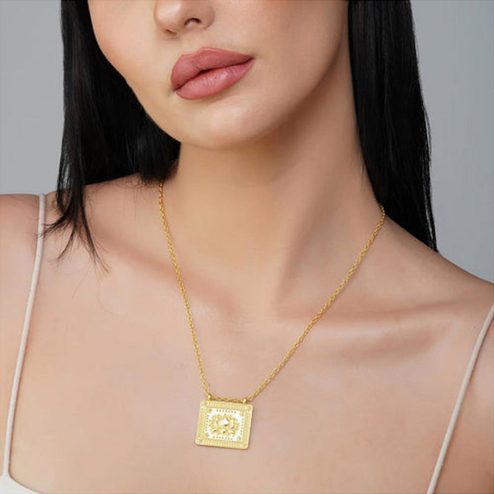 ZARIIN Nirvana Lotus Necklace Gift Box