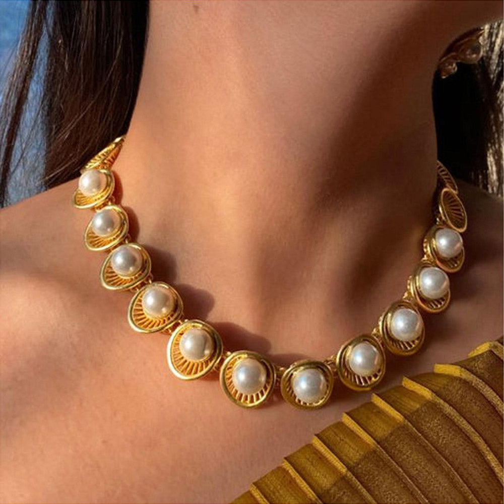 ZARIIN Pearl Essence Styled Look (Set Of 2)