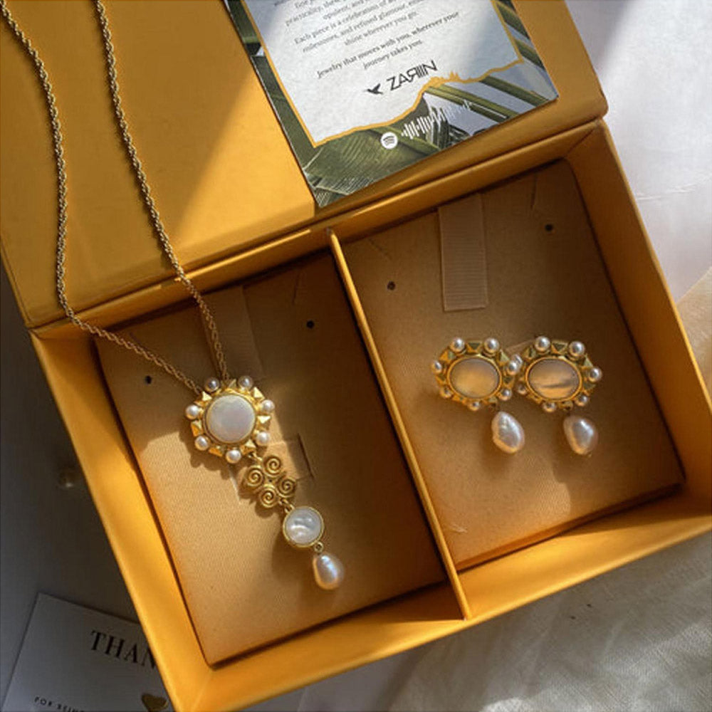ZARIIN Charmed In Pearls Gift Set