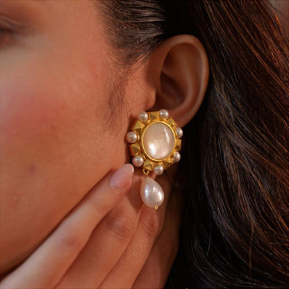 ZARIIN It'S A Pearl World Earrings